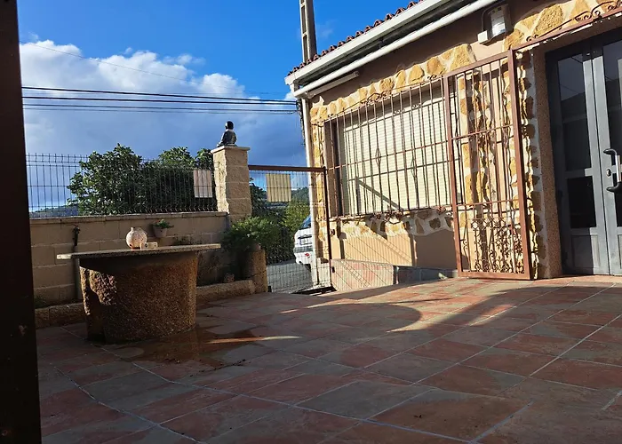 בית נופש Casa Justa Castrelo de Mino