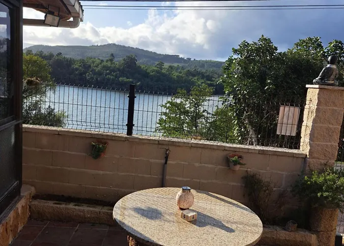 Casa Justa בית נופש Castrelo de Mino